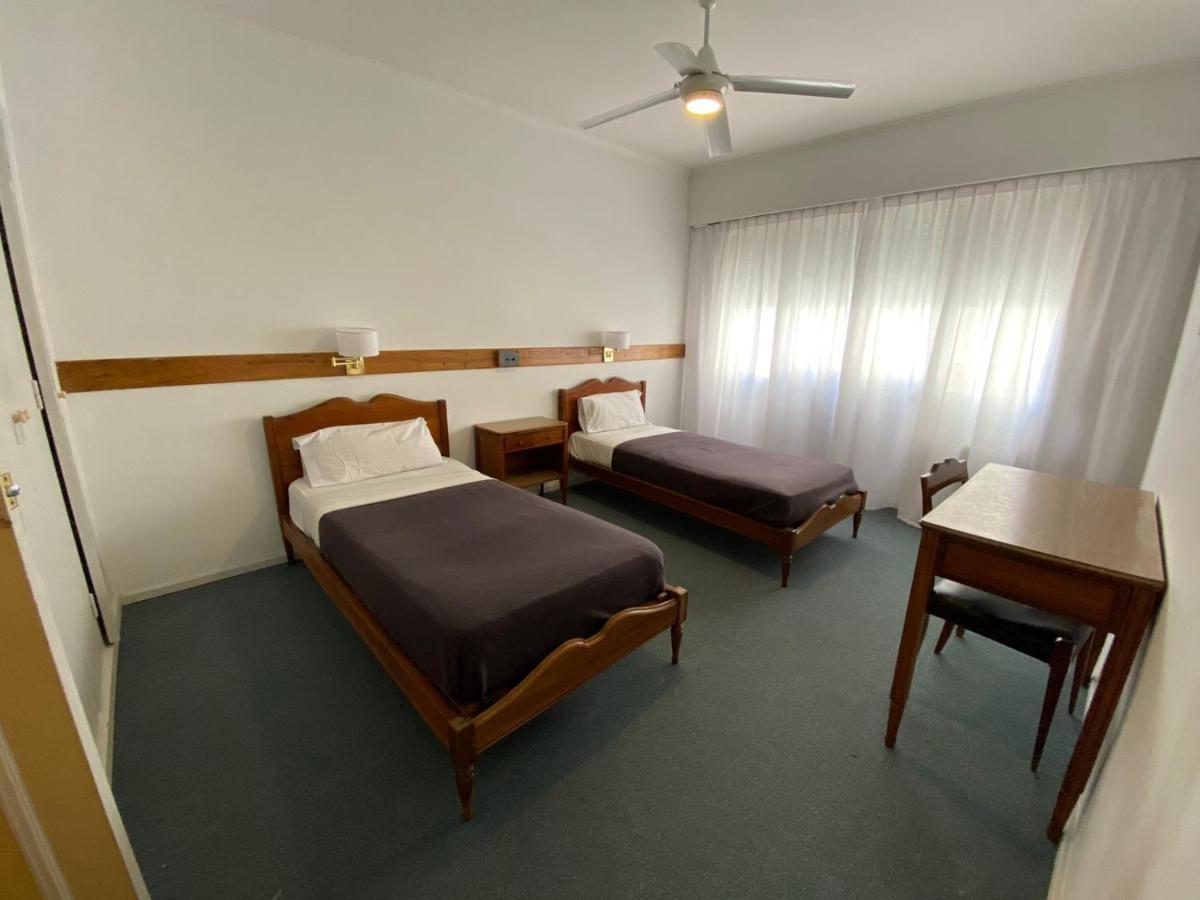 Wanna La Plata Hostel Εξωτερικό φωτογραφία