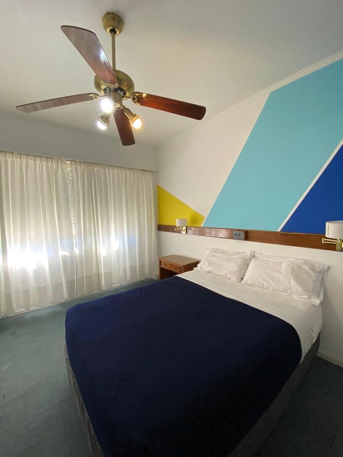 Wanna La Plata Hostel Εξωτερικό φωτογραφία